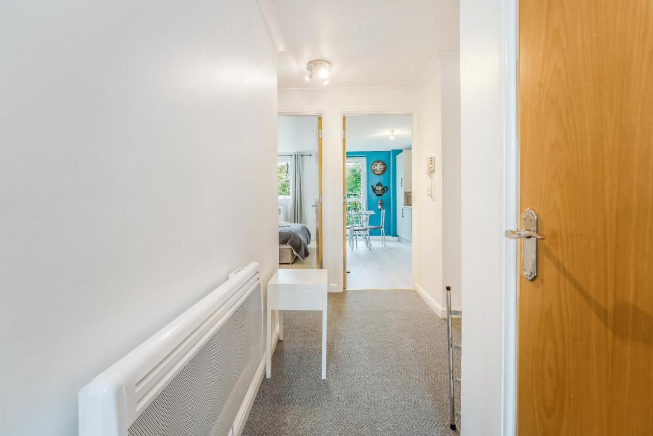 Saughton Suite With Views Of Water Of Leith Edimburgo Exterior foto