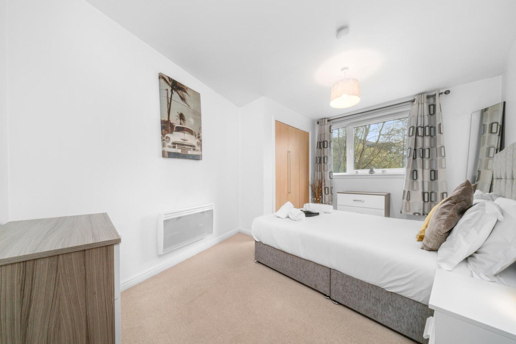 Saughton Suite With Views Of Water Of Leith Edimburgo Exterior foto