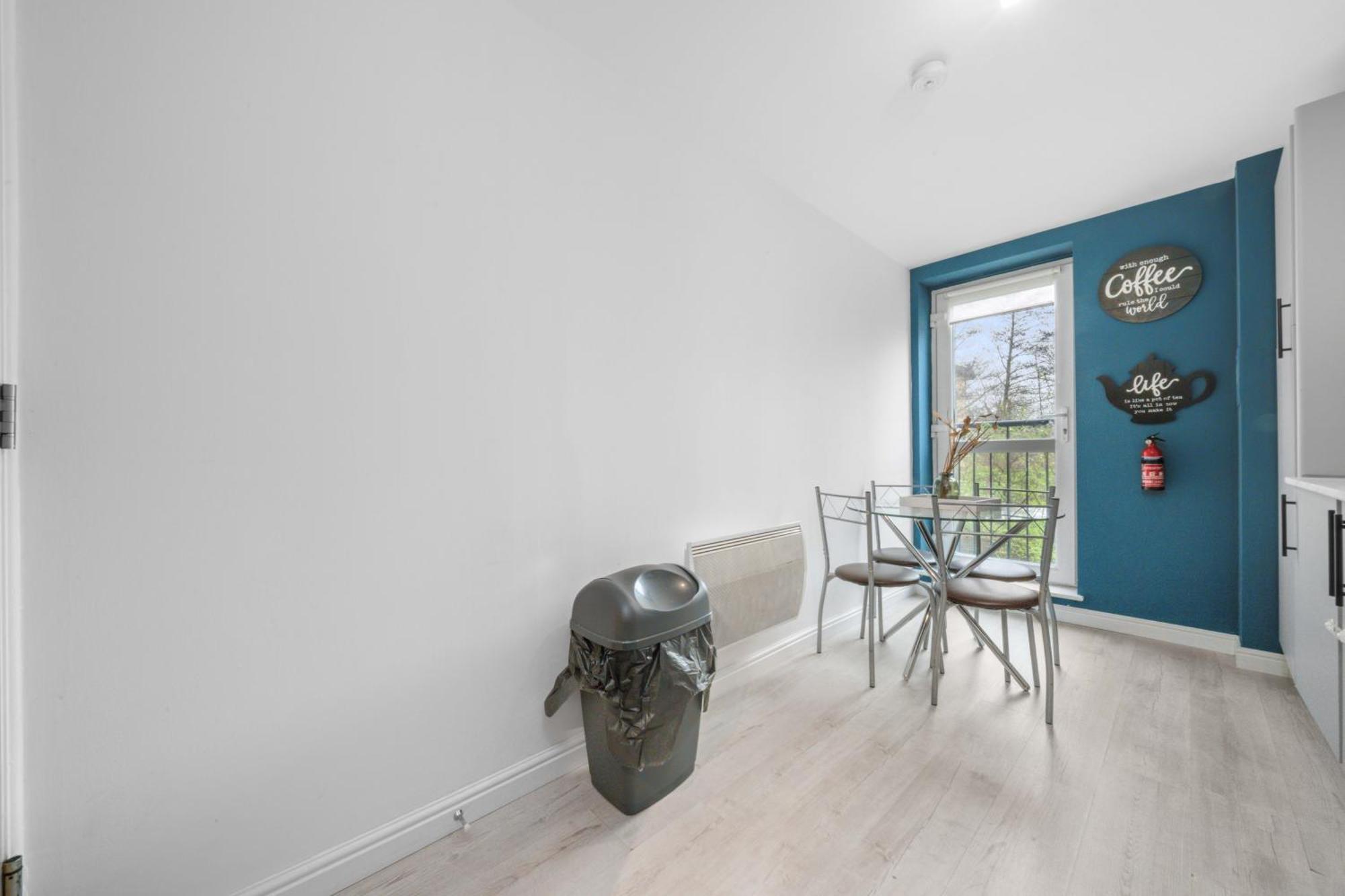 Saughton Suite With Views Of Water Of Leith Edimburgo Exterior foto